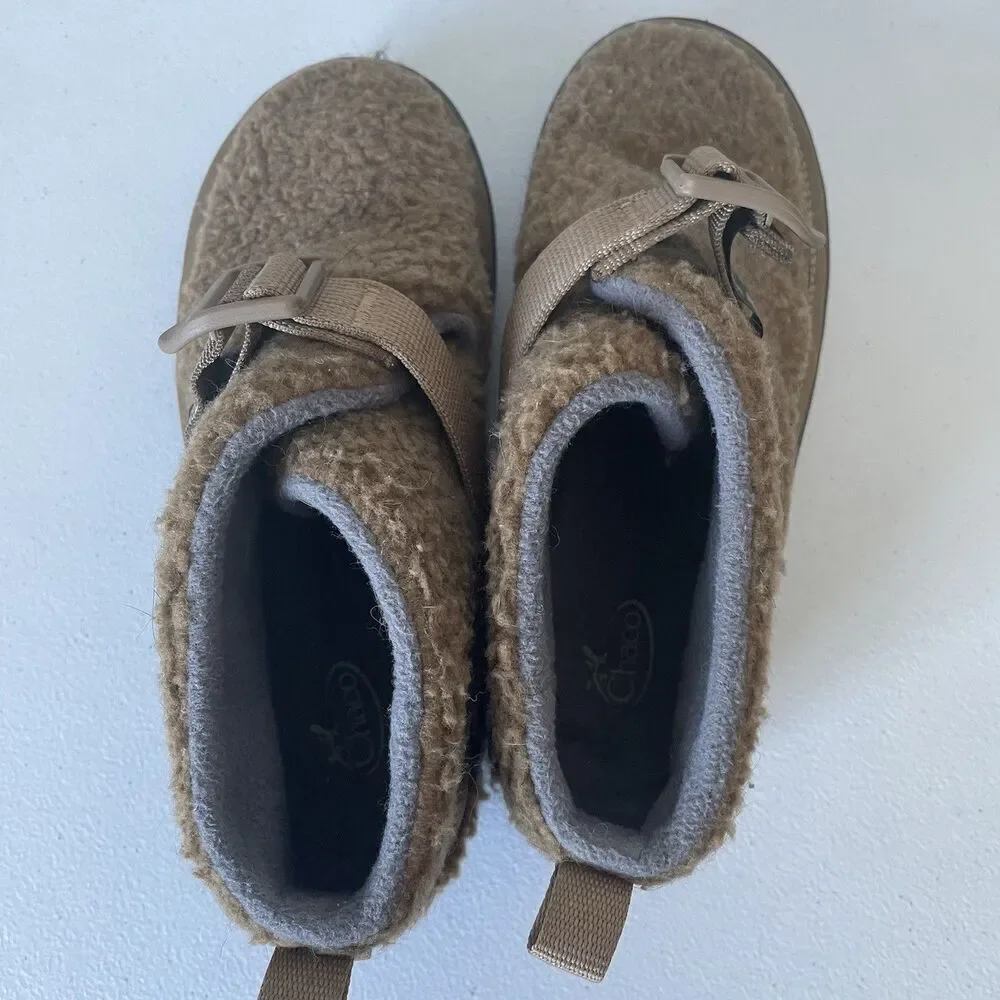 Chaco Ramble Fluff Kids' Ankle Boot Natural Brown Fuzzy Cozy Warm Unisex 3.5